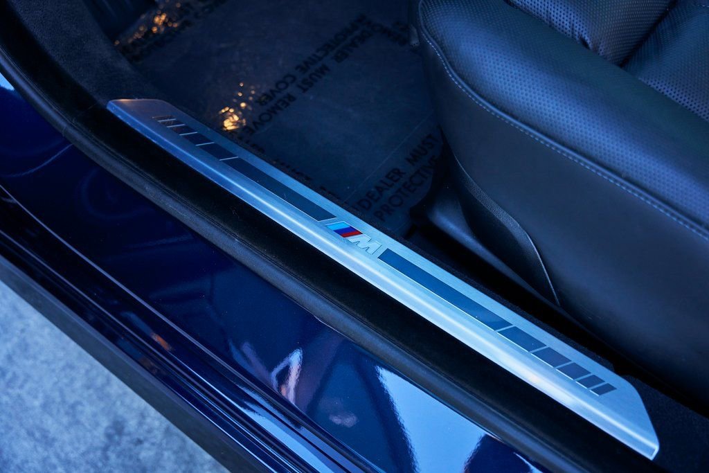 Used 2025 BMW 760i xDrive w/ Executive Package image 31