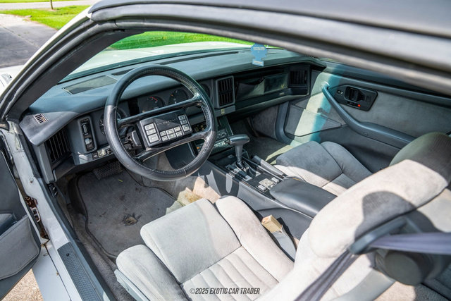 Used 1989 Pontiac Firebird Trans Am RWD image 51