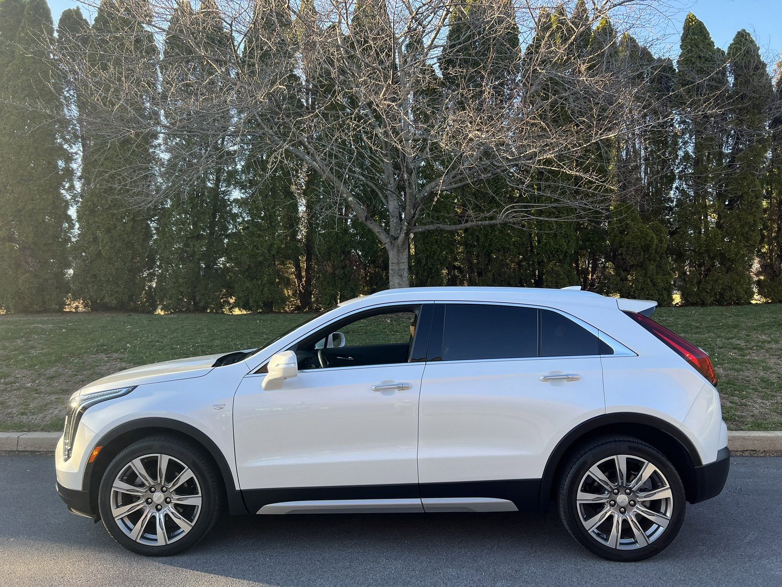 Used 2019 Cadillac XT4 Premium Luxury AWD/4WD image 42