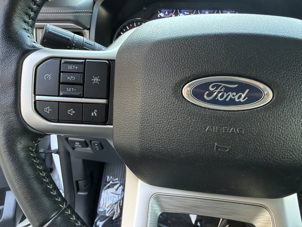 Used 2024 Ford Expedition Max XLT image 17