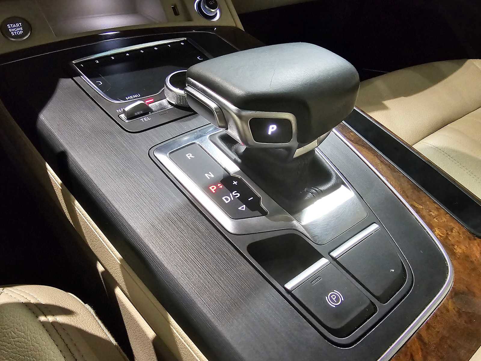 Used 2018 Audi Q5 2.0T Premium Plus w/ Premium Plus Package AWD/4WD image 33