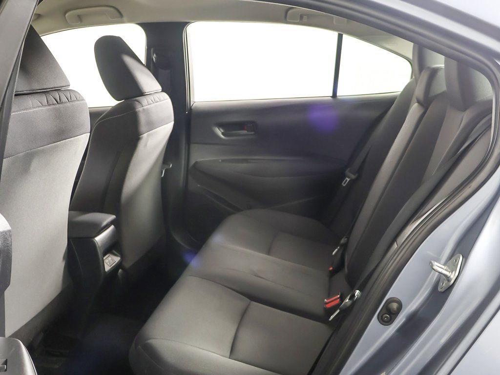 Used 2023 Toyota Corolla LE image 24