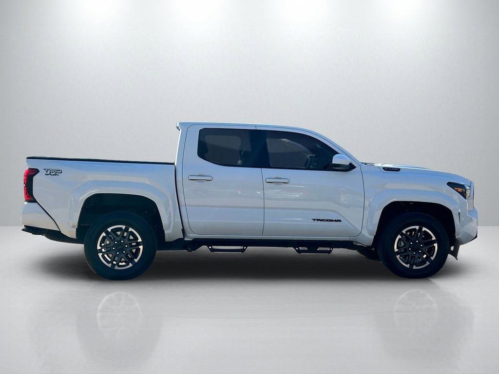 Certified 2025 Toyota Tacoma TRD Sport image 4