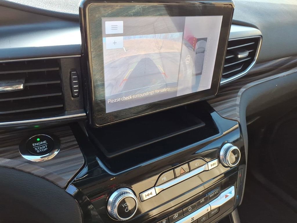 Used 2021 Ford Explorer Limited w/ Equipment Group 301A image 35