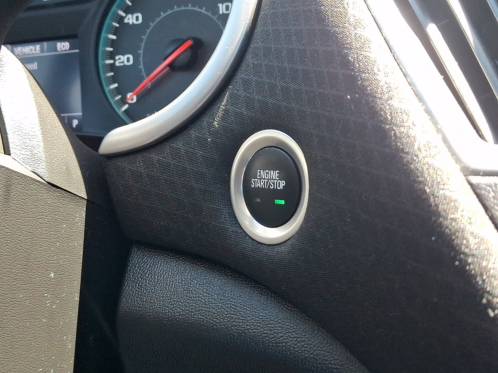 Used 2025 Chevrolet Malibu LT FWD image 24