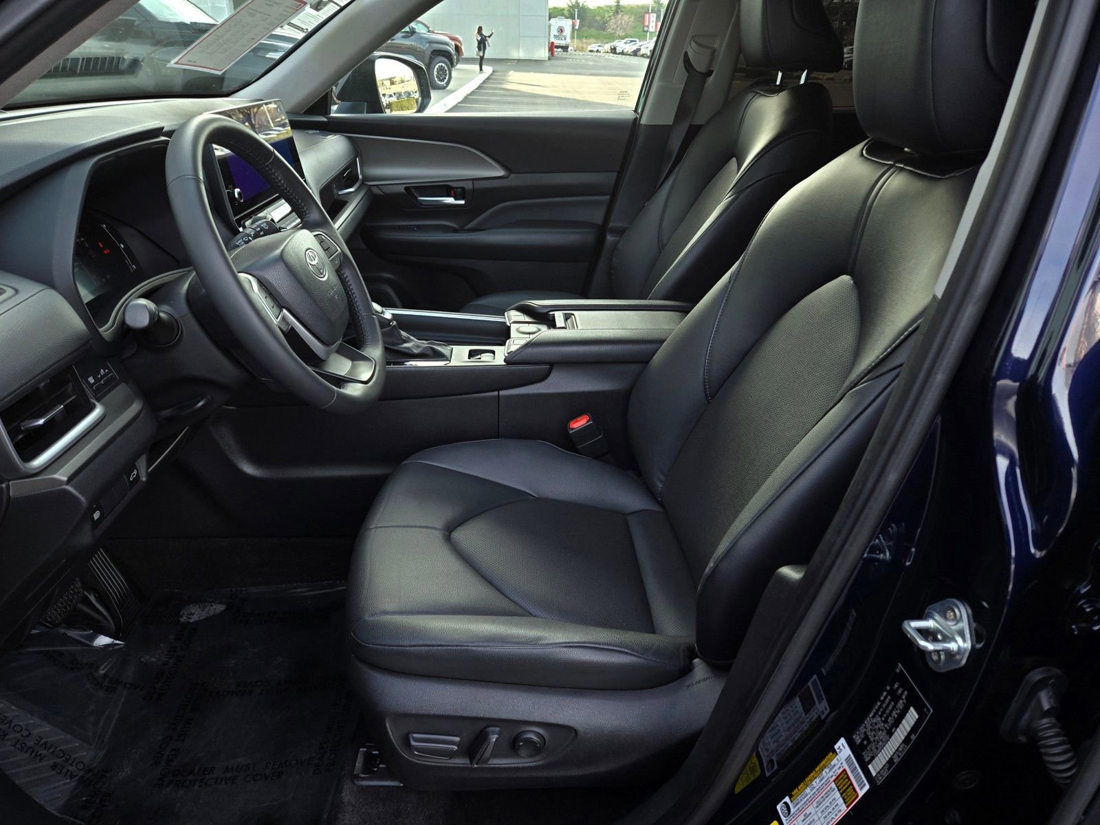 Certified 2024 Toyota Grand Highlander XLE image 16