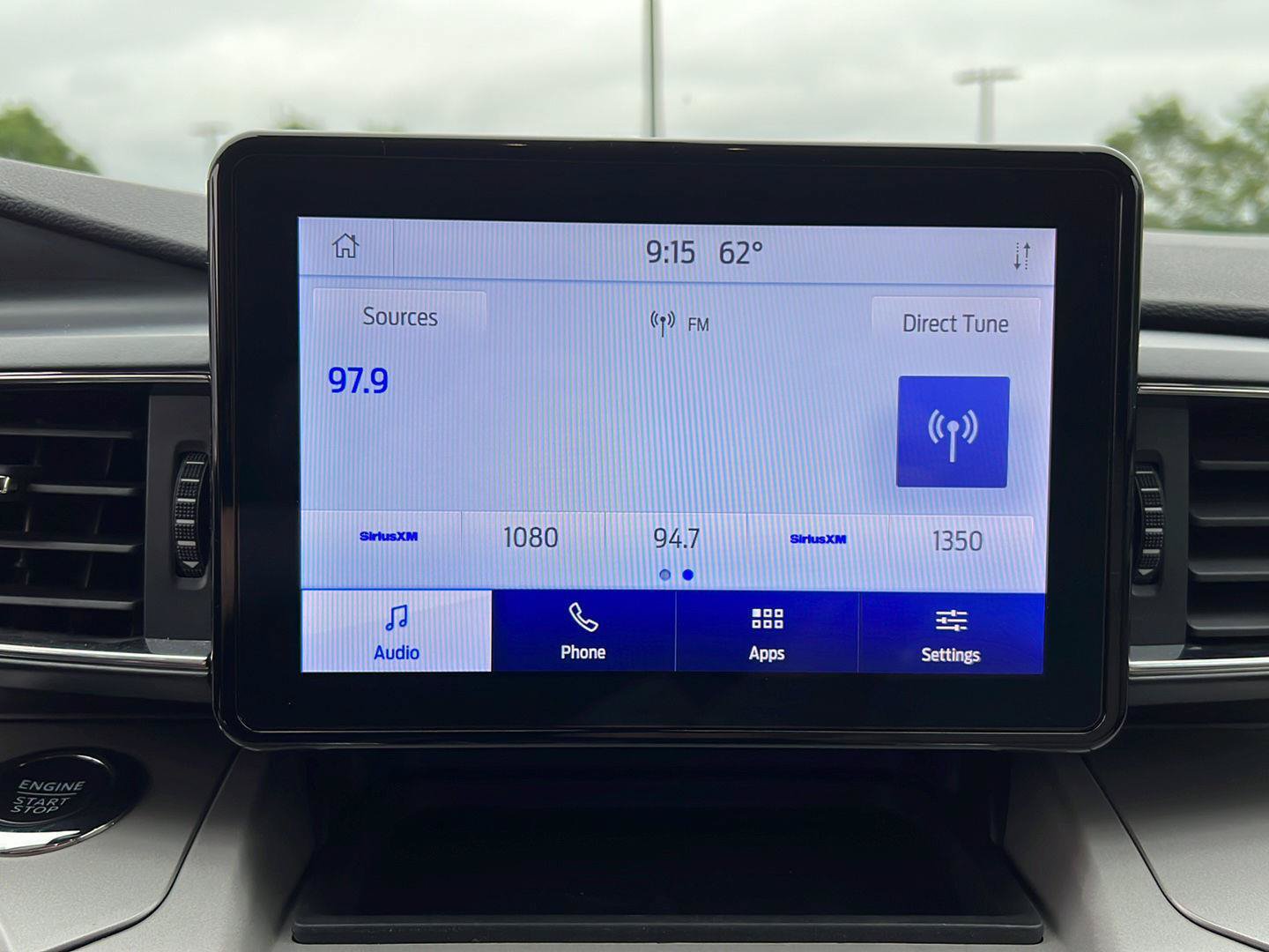 Used 2023 Ford Explorer XLT w/ Equipment Group 202A AWD/4WD image 10