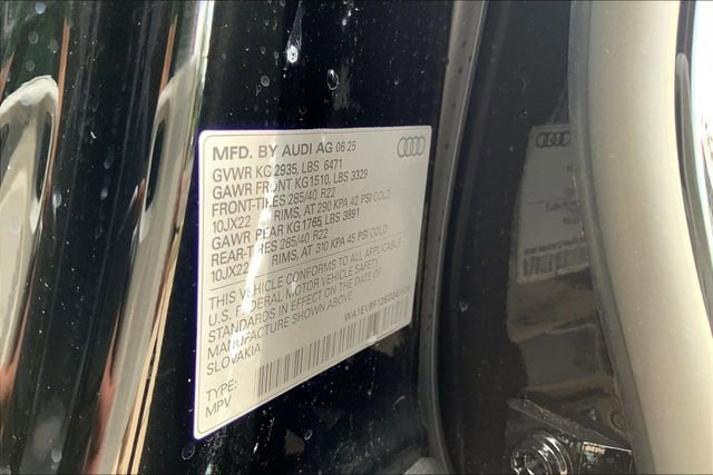 New 2025 Audi Q8 Premium Plus image 12