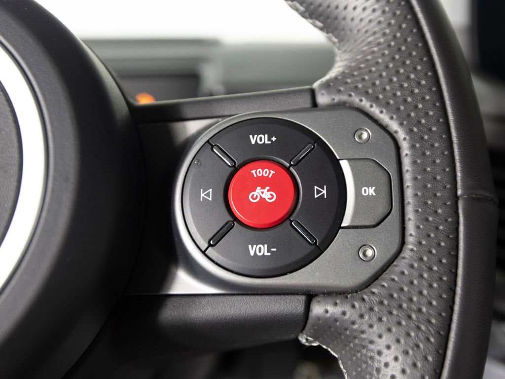 Used 2024 INEOS Grenadier AWD/4WD image 17