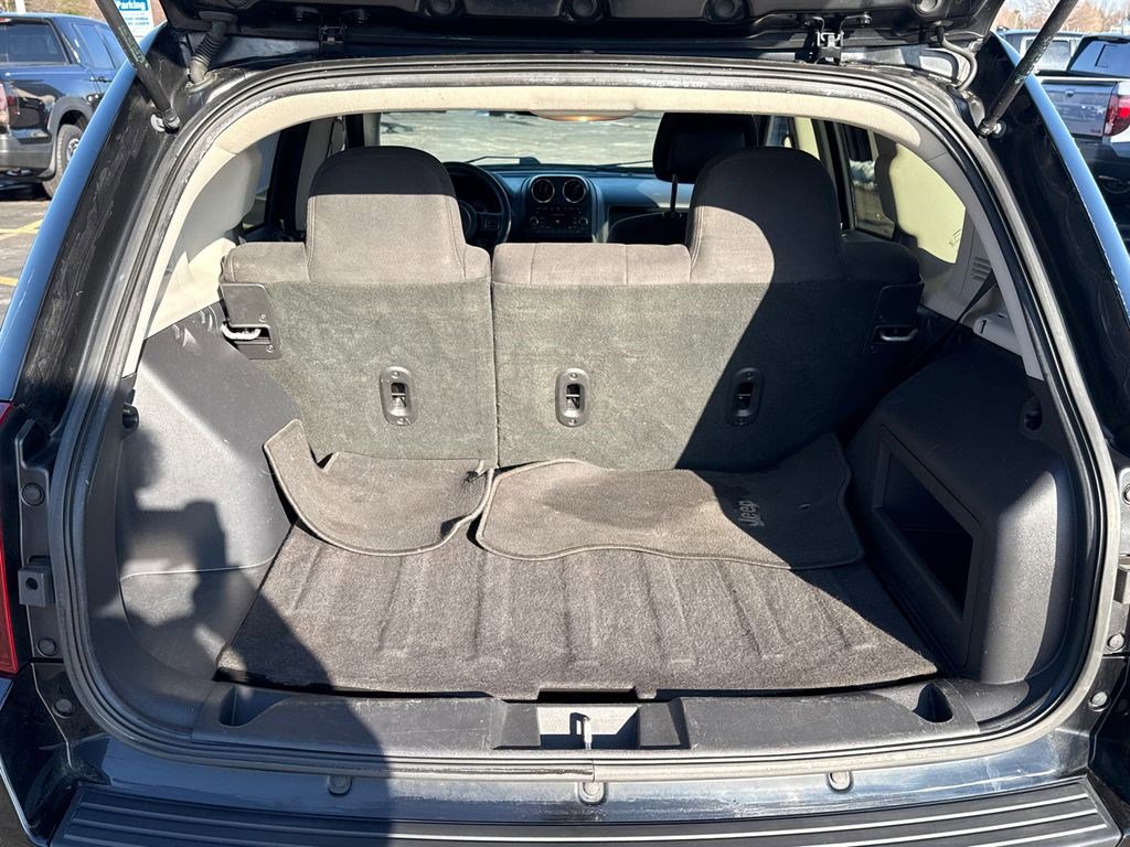 Used 2016 Jeep Compass Sport w/ Power Value Group image 16