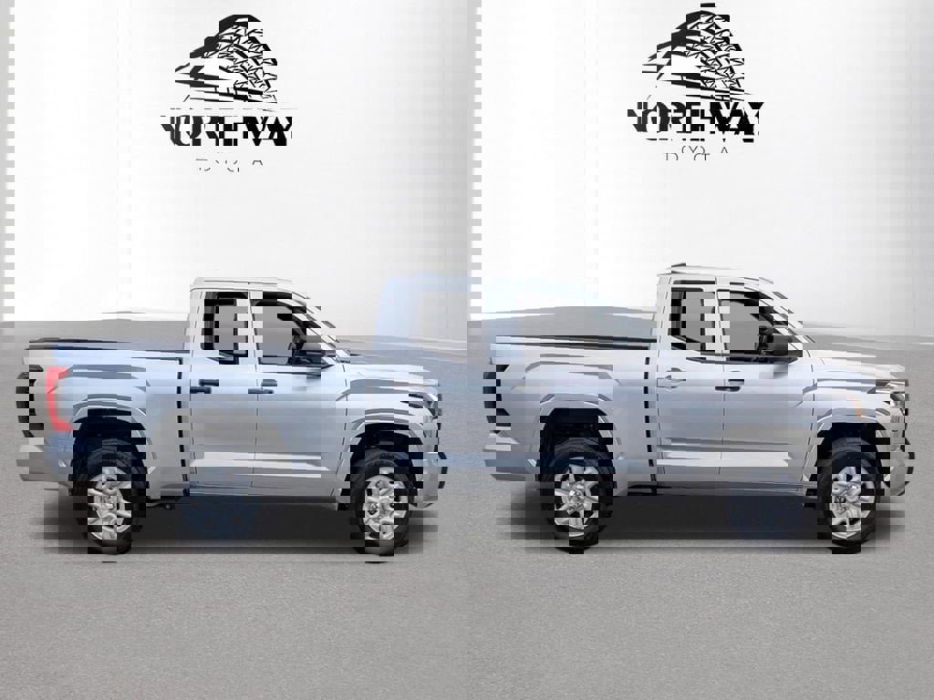 Used 2025 Toyota Tundra SR image 3