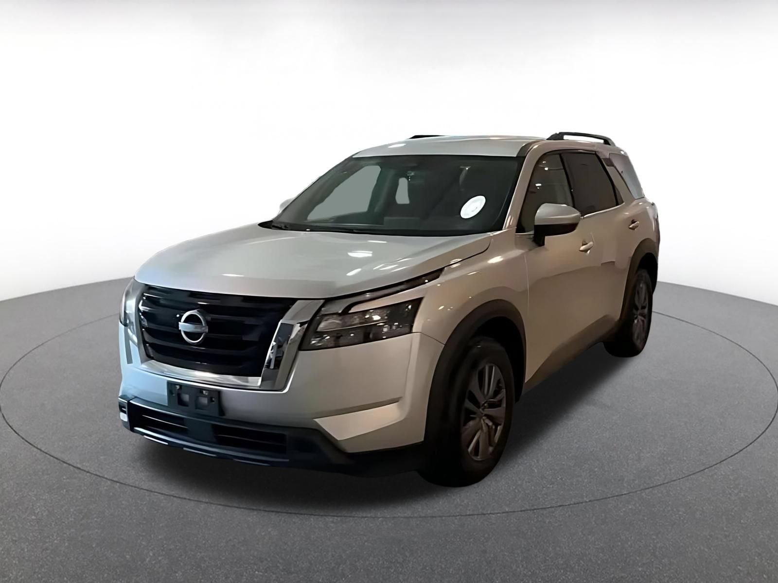 Used 2025 Nissan Pathfinder SV AWD/4WD image 7