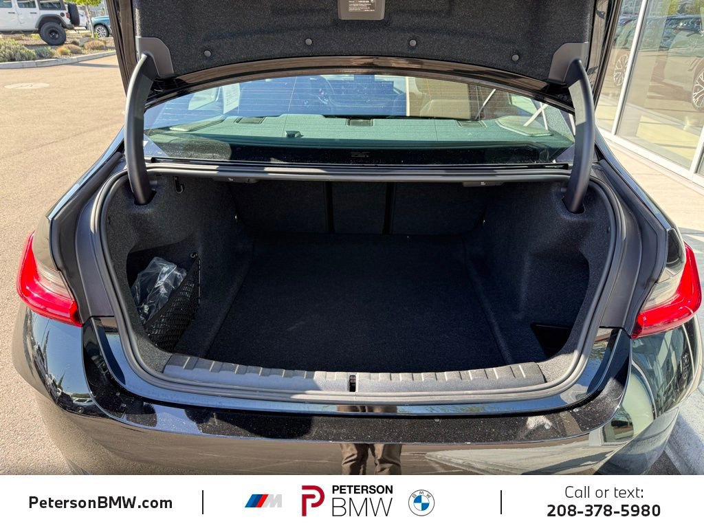 Certified 2025 BMW 330i xDrive Sedan w/ Convenience Package AWD/4WD image 9