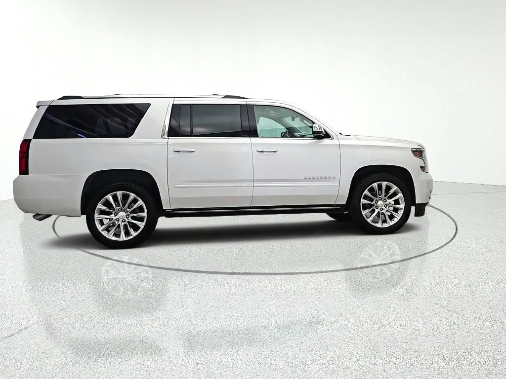 Used 2019 Chevrolet Suburban Premier w/ Premier Plus Edition AWD/4WD image 7