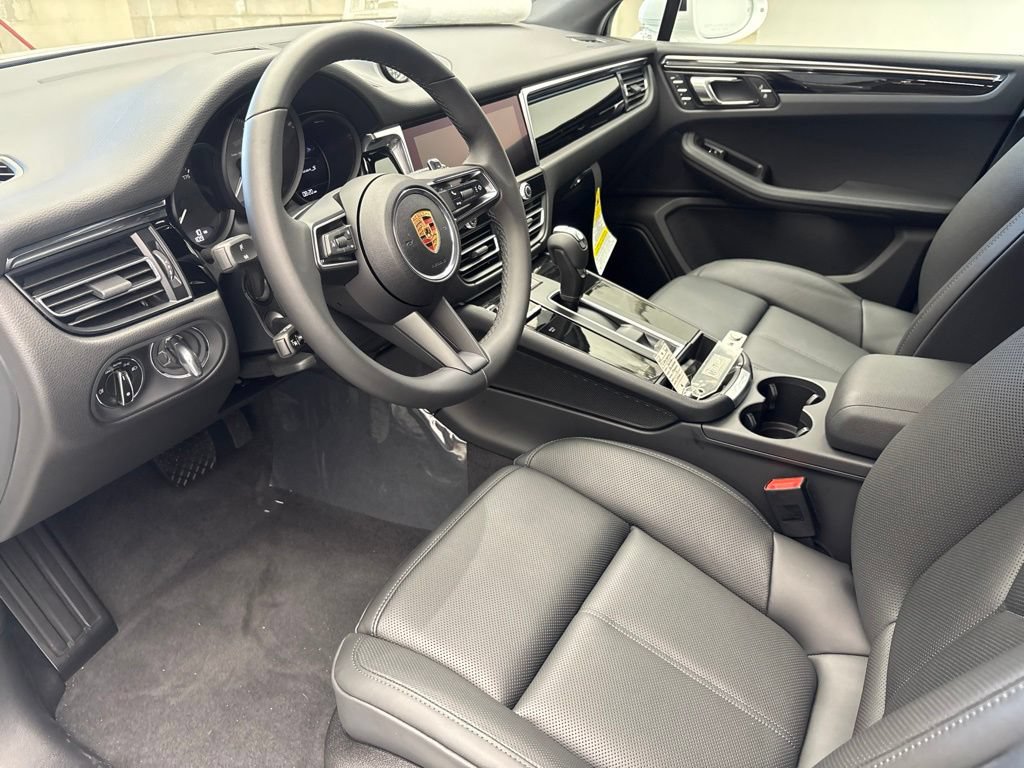 New 2026 Porsche Macan S AWD/4WD image 5
