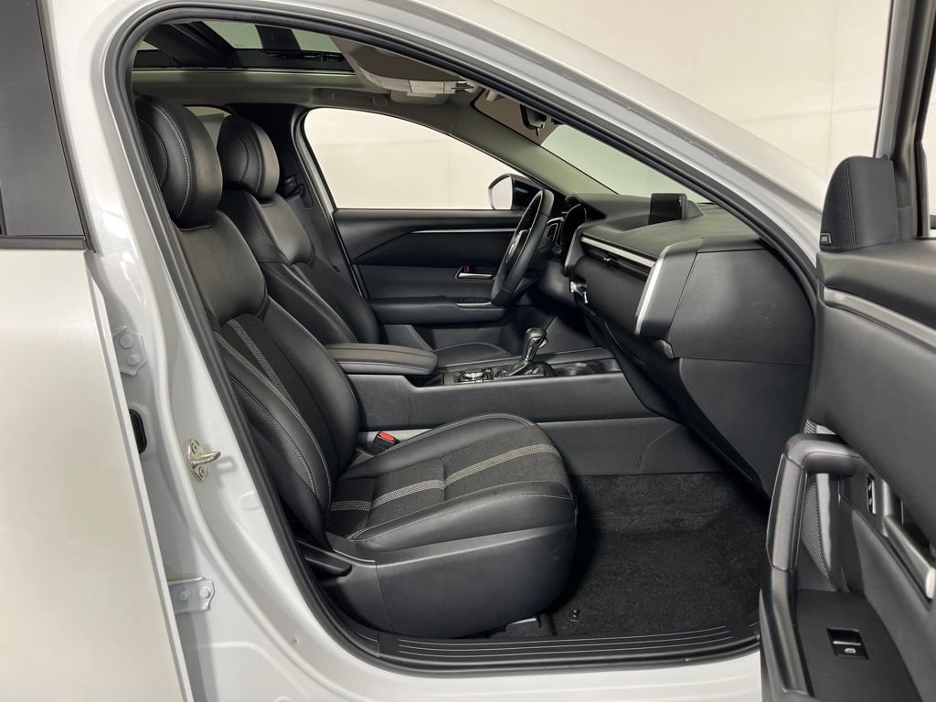 Used 2025 MAZDA CX-50 AWD 2.5 S w/ Premium Package image 20