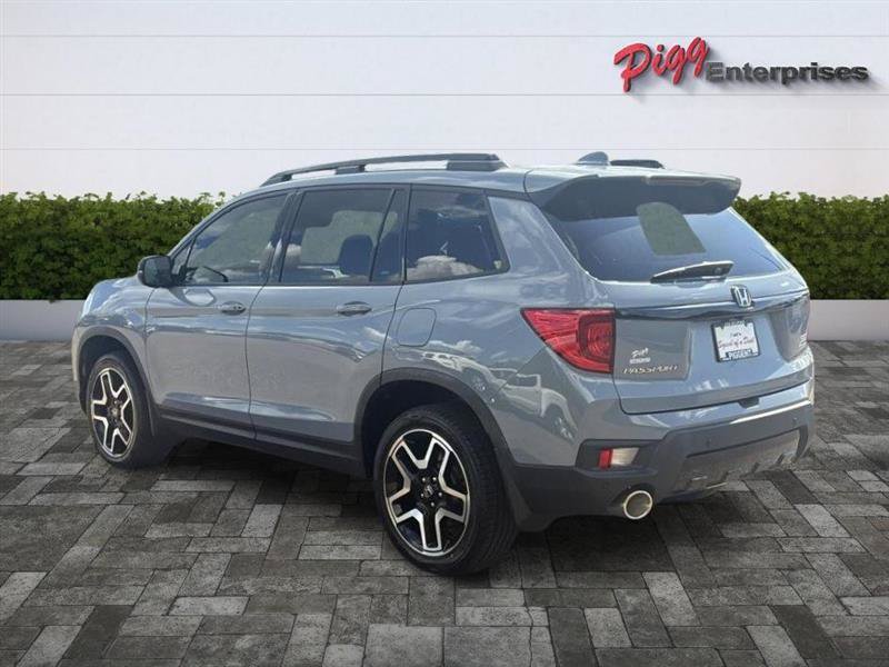 Used 2023 Honda Passport Elite image 2