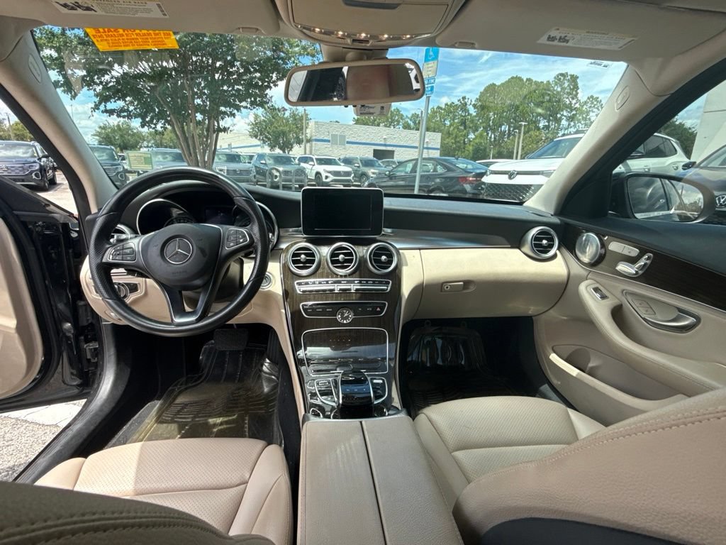 Used 2015 Mercedes-Benz C 300 4MATIC Sedan image 28