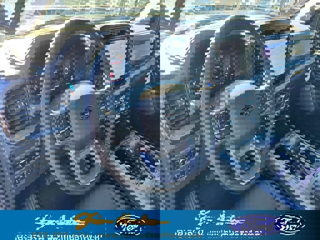 New 2025 Ford F150 Lariat w/ Equipment Group 501A Mid image 17