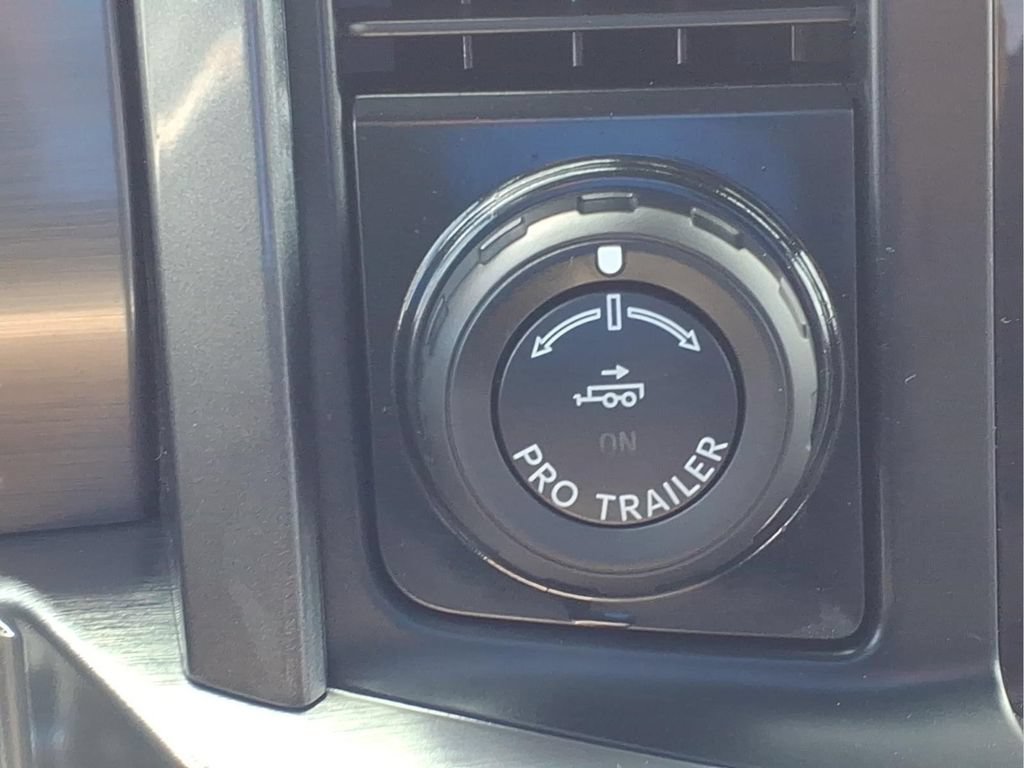 Used 2023 Ford F150 Lariat w/ Equipment Group 502A High AWD/4WD image 19
