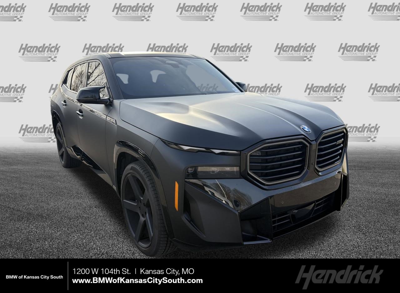 Used 2023 BMW XM image 1