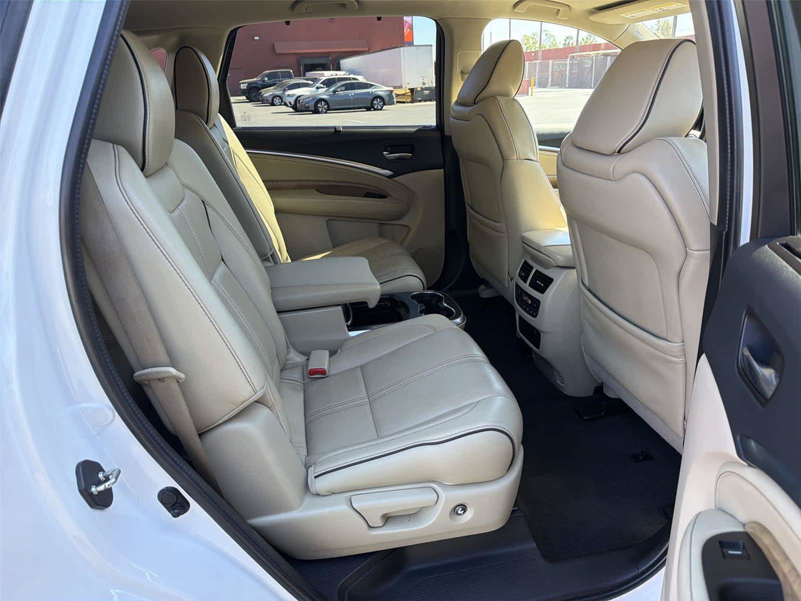 Used 2019 Acura MDX w/ Advance Package FWD image 14