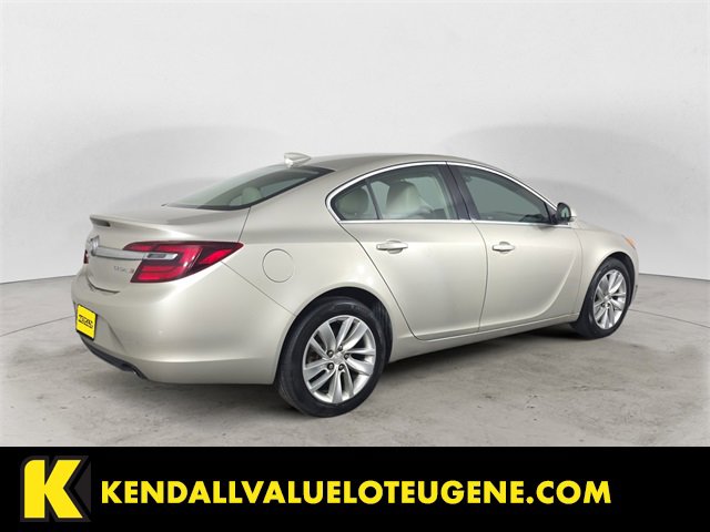 Used 2016 Buick Regal image 5