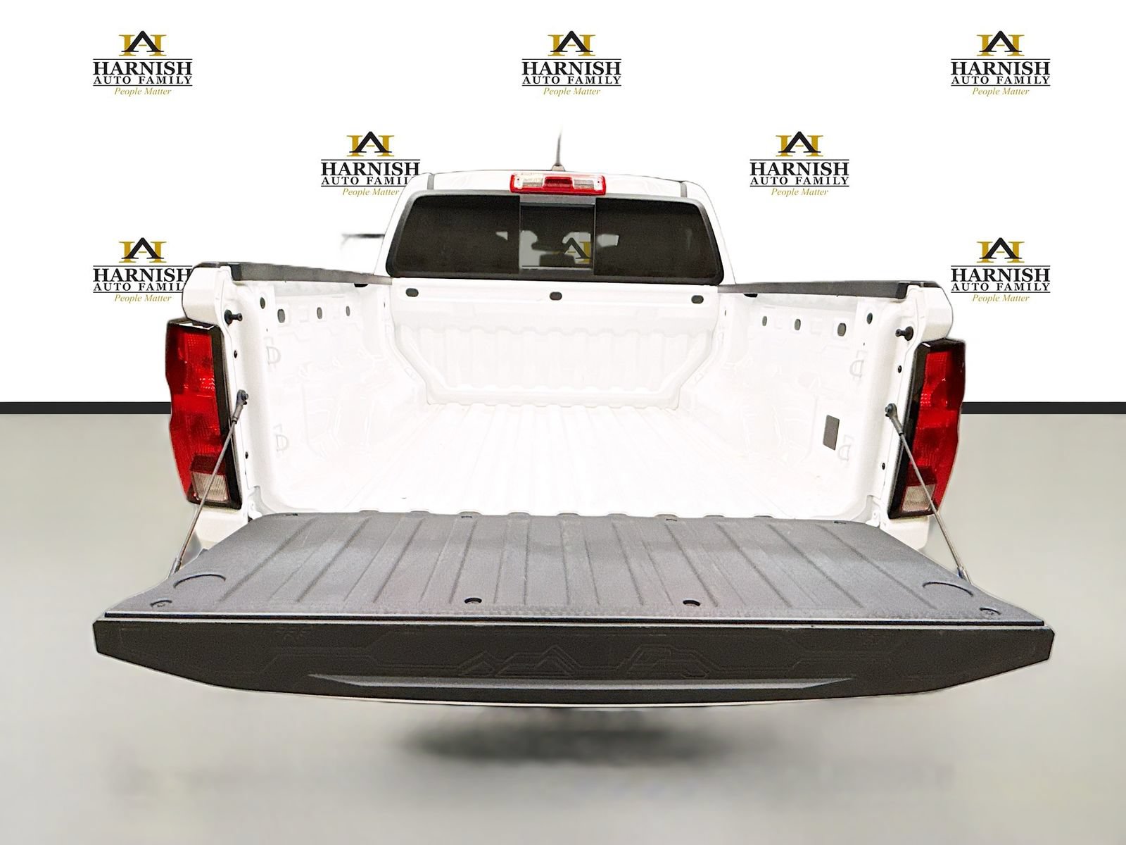 Used 2024 Chevrolet Colorado Trail Boss w/ Advanced Trailering Package AWD/4WD image 28