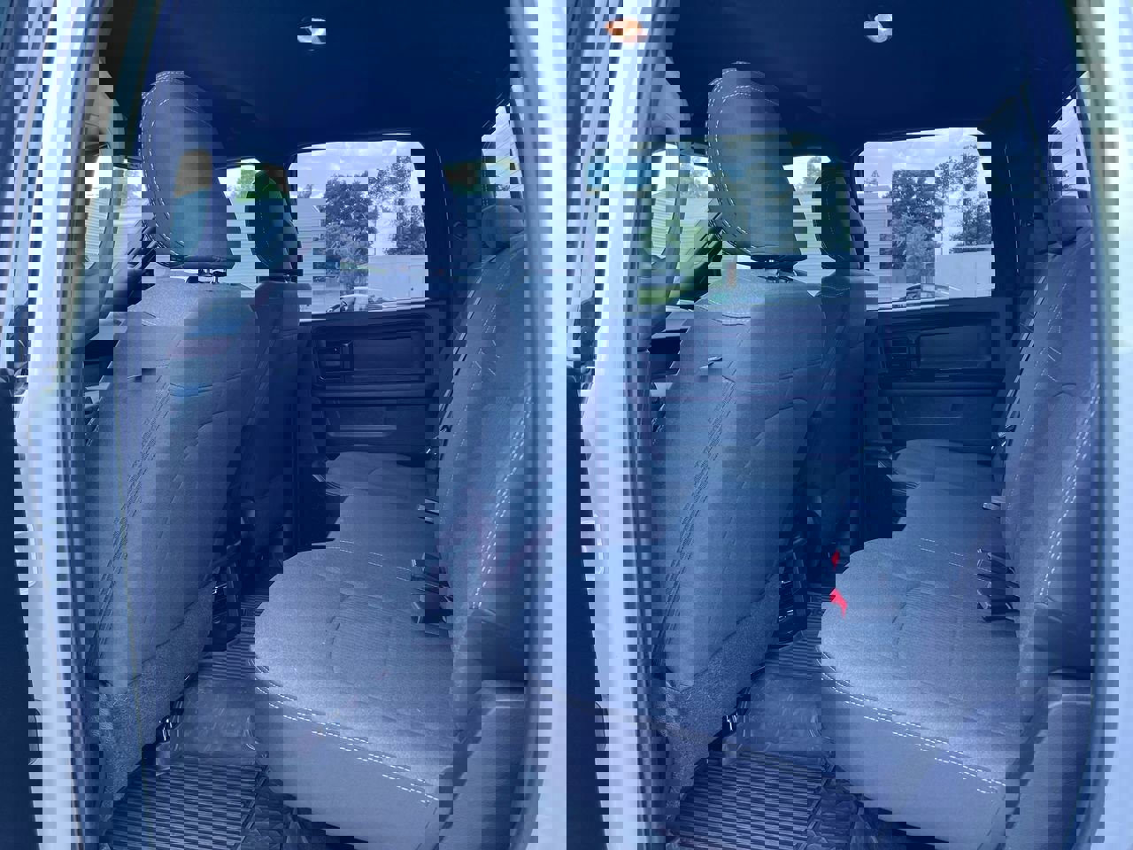 Used 2024 RAM 2500 Tradesman w/ Chrome Appearance Group image 26