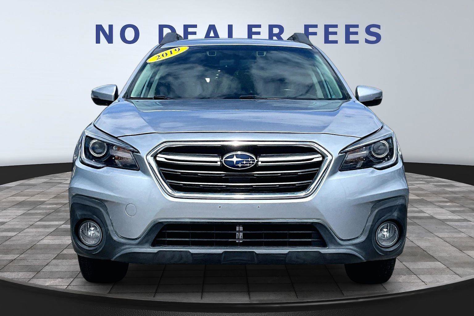 Used 2019 Subaru Outback 2.5i Limited AWD/4WD image 2