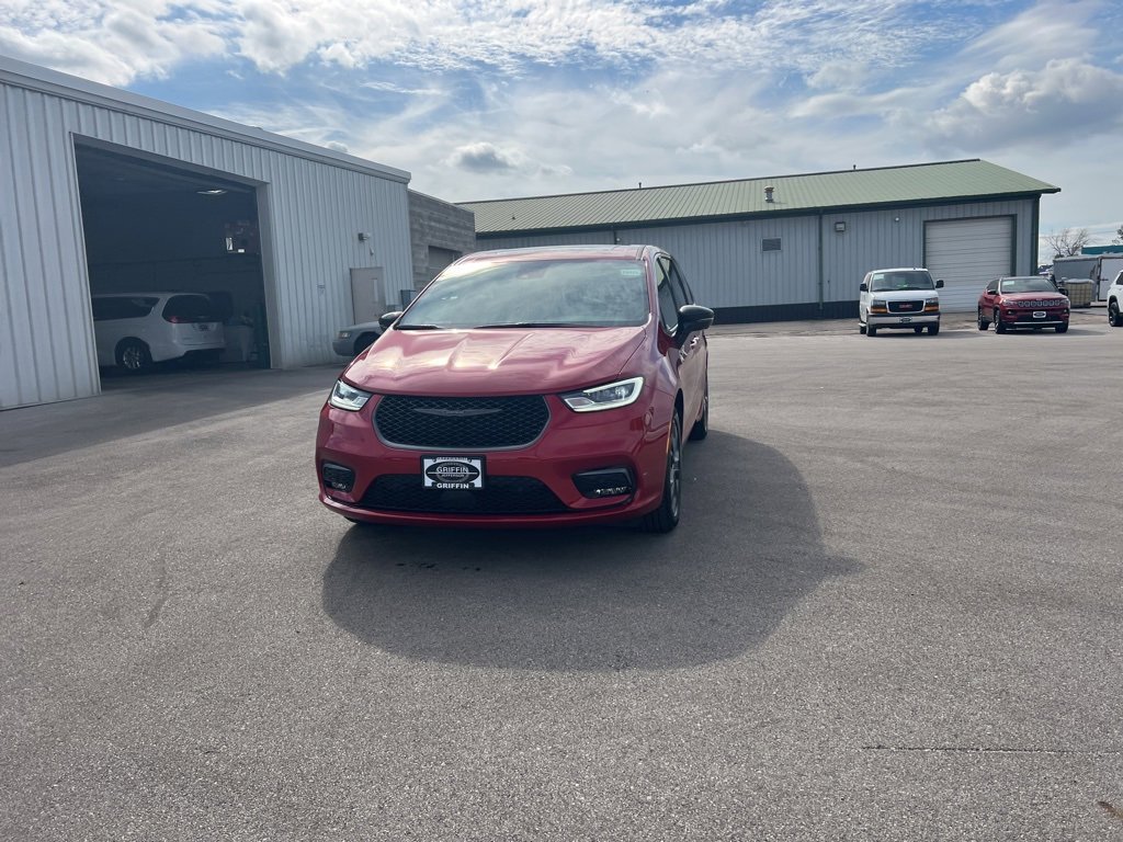New 2026 Chrysler Pacifica Select image 31