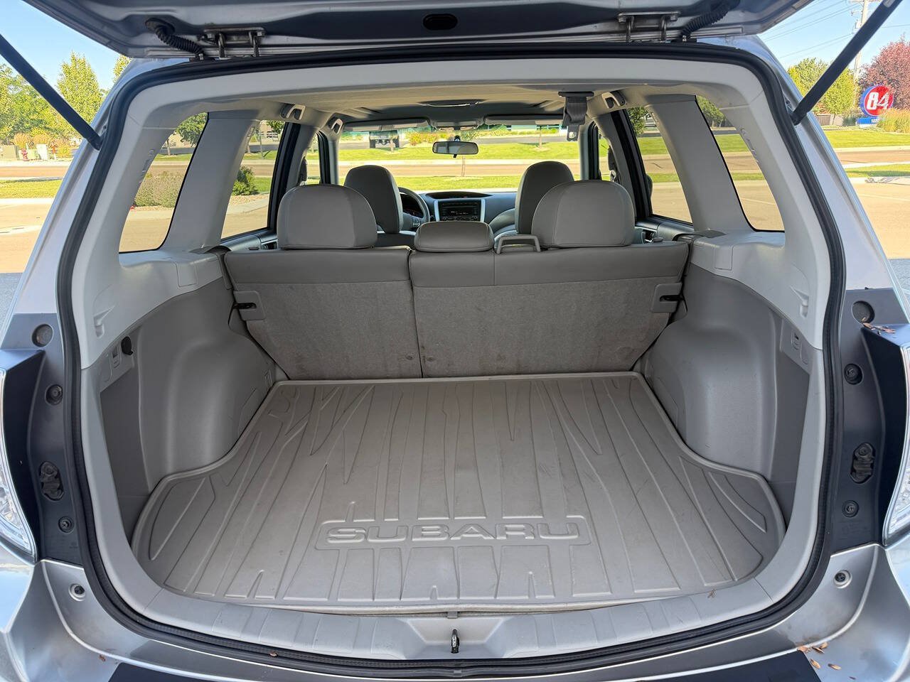 Used 2009 Subaru Forester 2.5X Limited AWD/4WD image 18