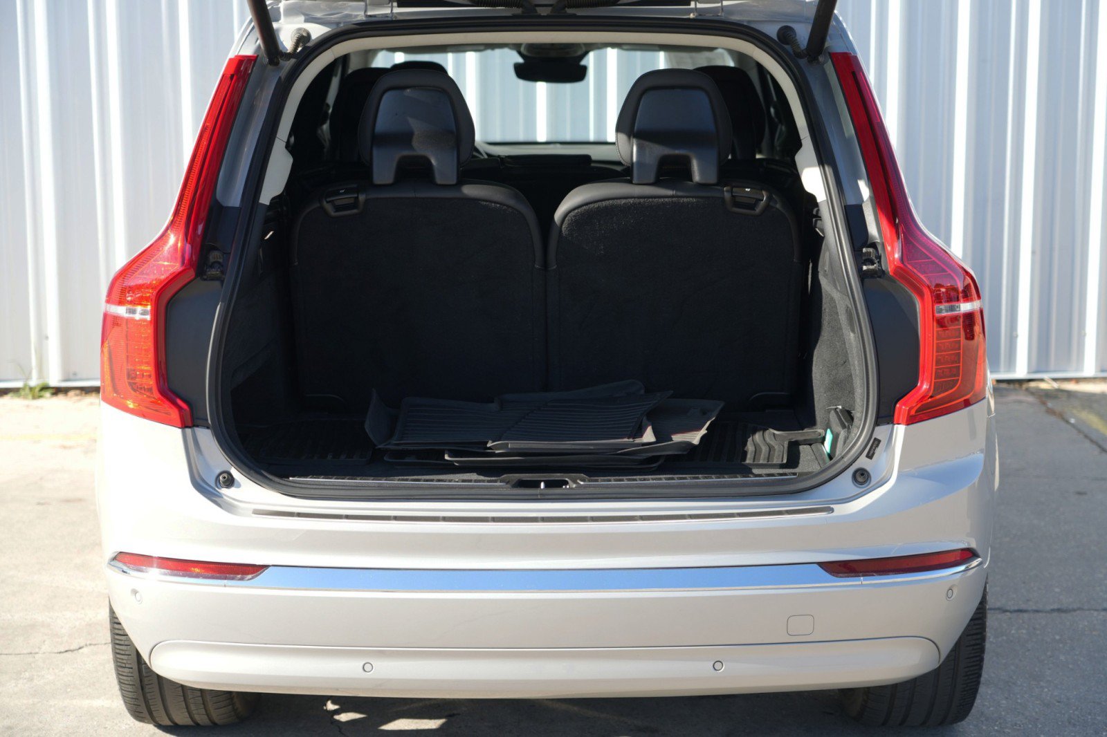 Used 2024 Volvo XC90 B6 Ultimate w/ Lounge Package AWD/4WD image 10