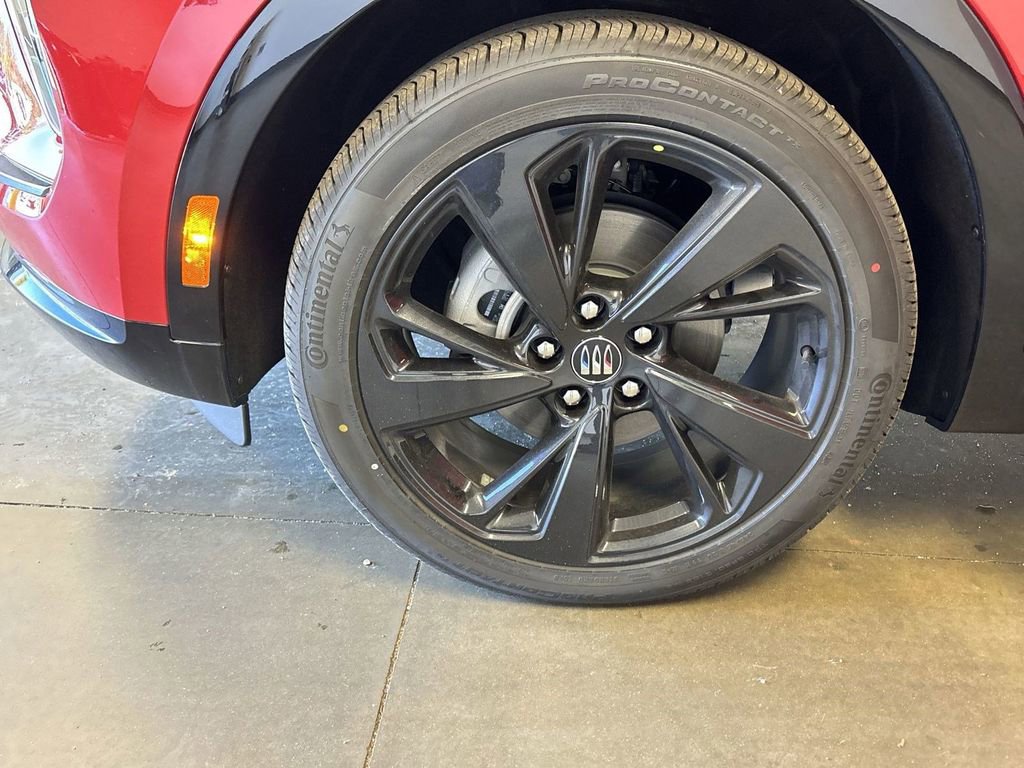 New 2025 Buick Envision Sport Touring image 38