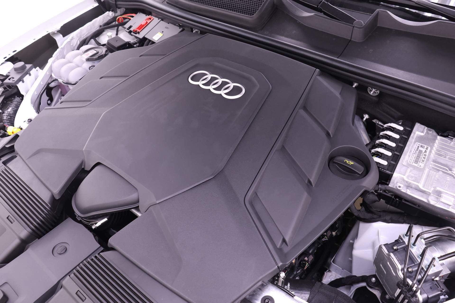 New 2026 Audi Q7 3.0T Premium Plus AWD/4WD image 17