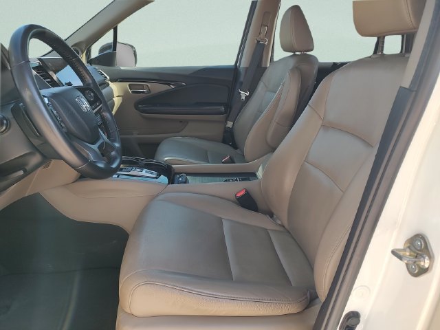 Used 2020 Honda Pilot Touring image 27