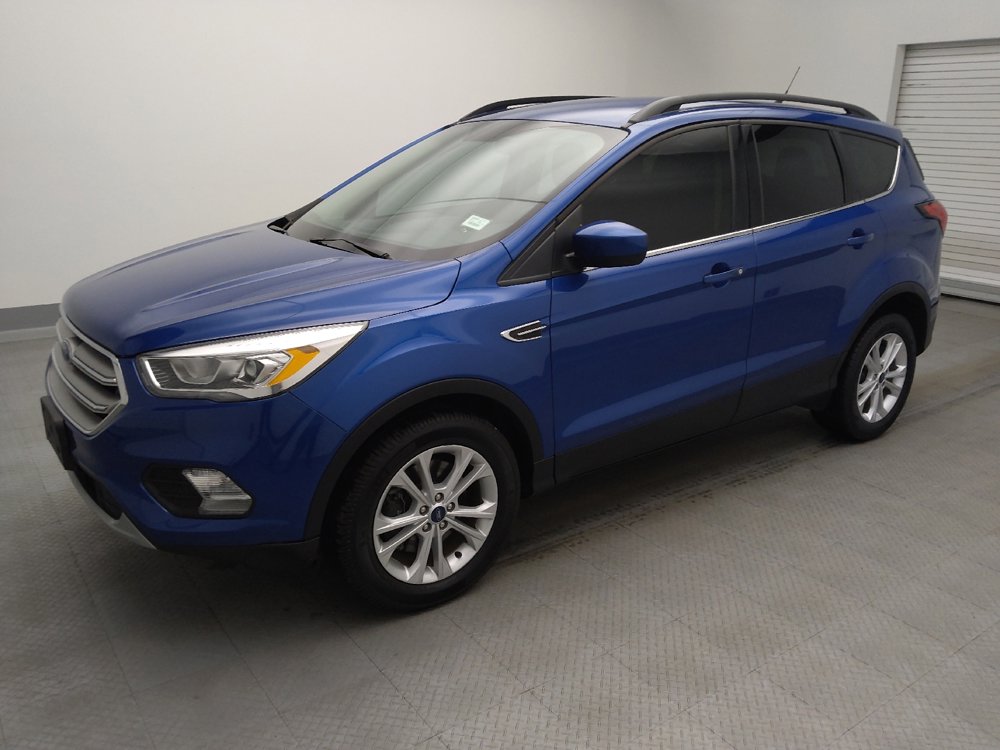 Used 2019 Ford Escape SEL image 2