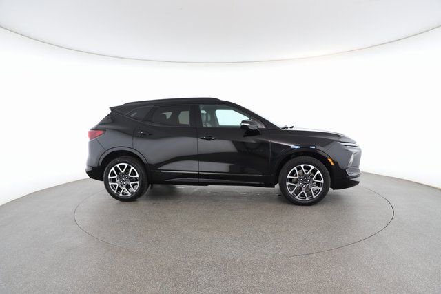 Used 2025 Chevrolet Blazer RS image 23