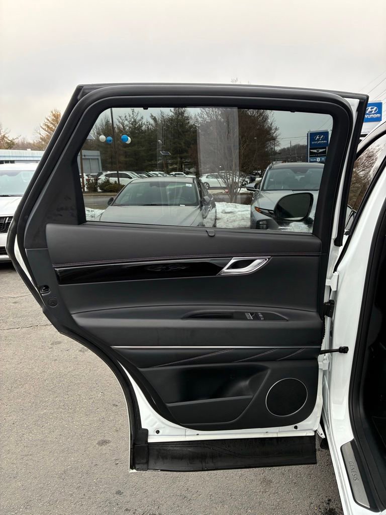 Used 2025 Genesis GV80 2.5T image 48