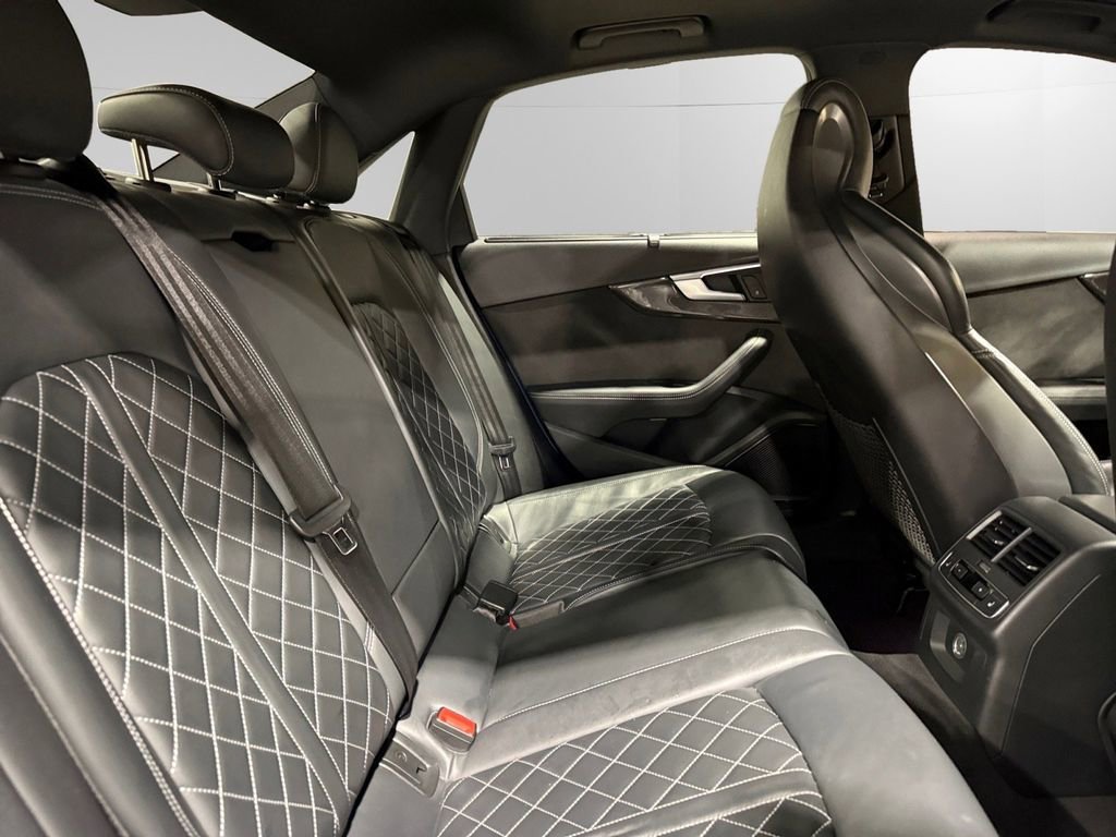 Used 2019 Audi S4 Prestige image 16