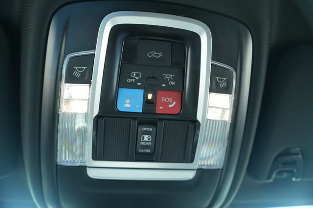 New 2026 RAM 2500 Laramie AWD/4WD image 34