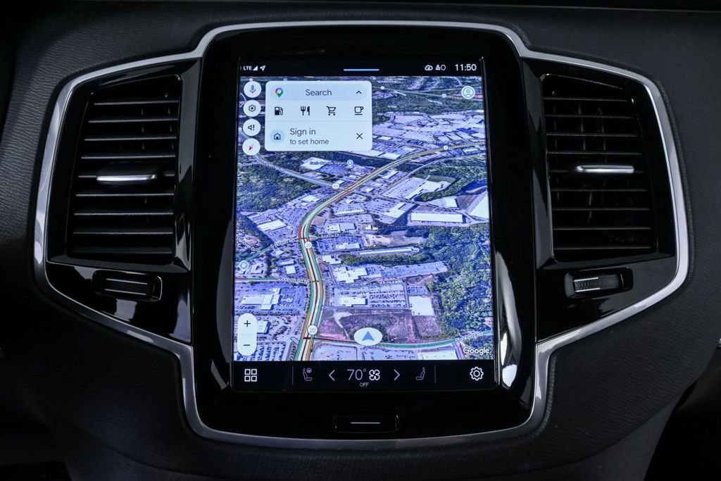 Certified 2023 Volvo XC90 B6 Plus w/ Protection Package AWD/4WD image 16