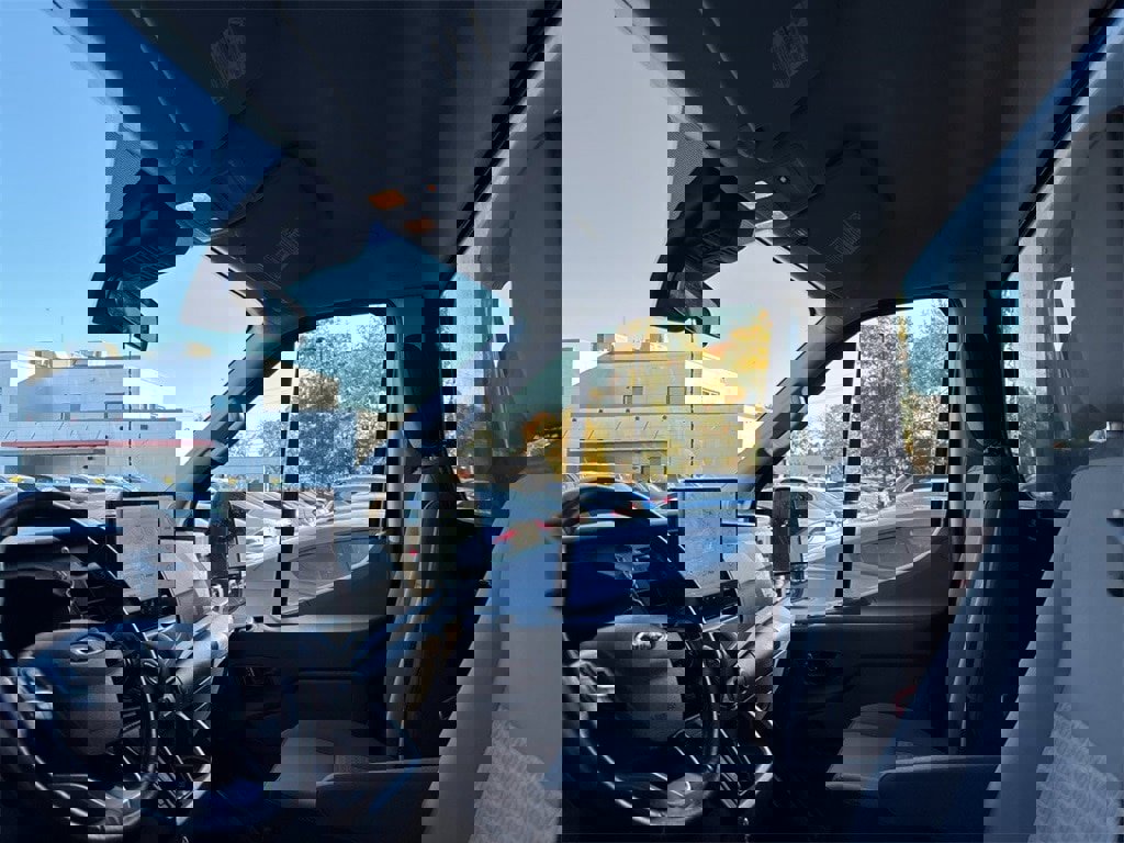 Used 2022 Ford Transit 250 image 13