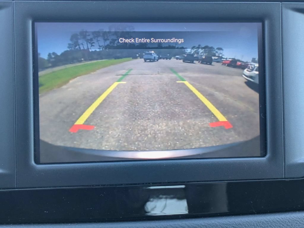 Used 2023 Chrysler Voyager LX FWD image 20