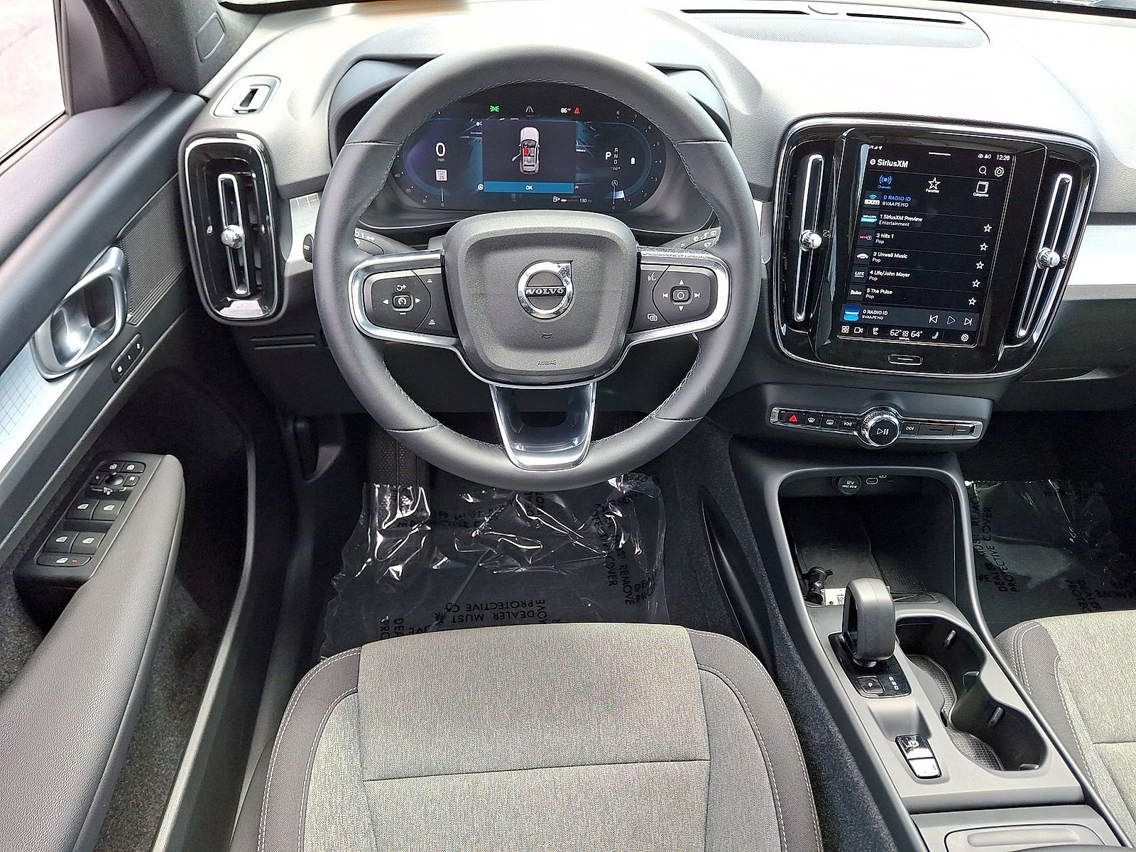 Used 2024 Volvo XC40 B5 Core AWD/4WD image 20