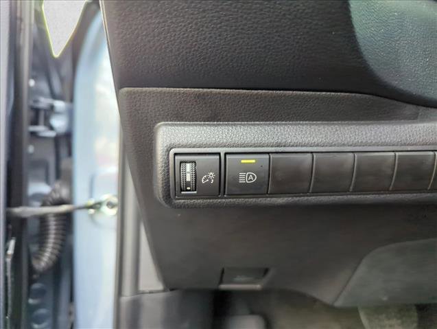 Certified 2025 Toyota Corolla LE FWD image 14