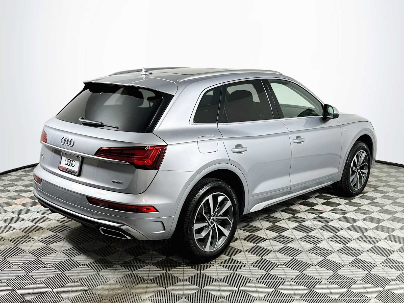 Certified 2023 Audi Q5 2.0T Premium Plus w/ Premium Plus Package AWD/4WD image 7