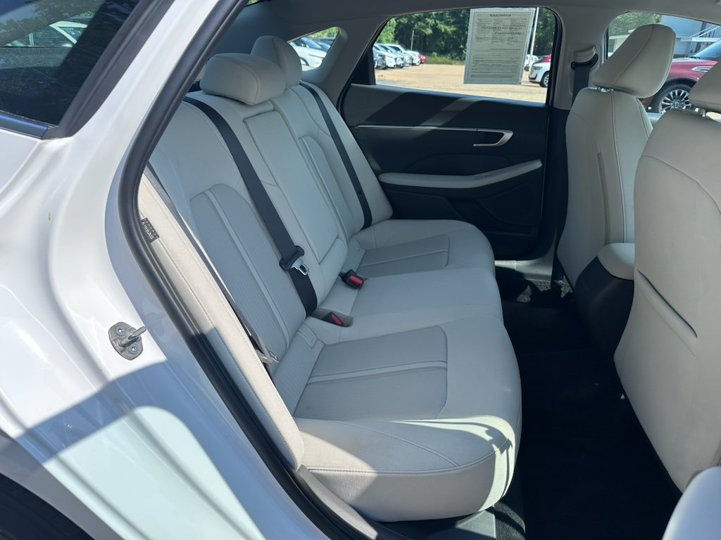 Used 2025 Hyundai Sonata SEL FWD image 23