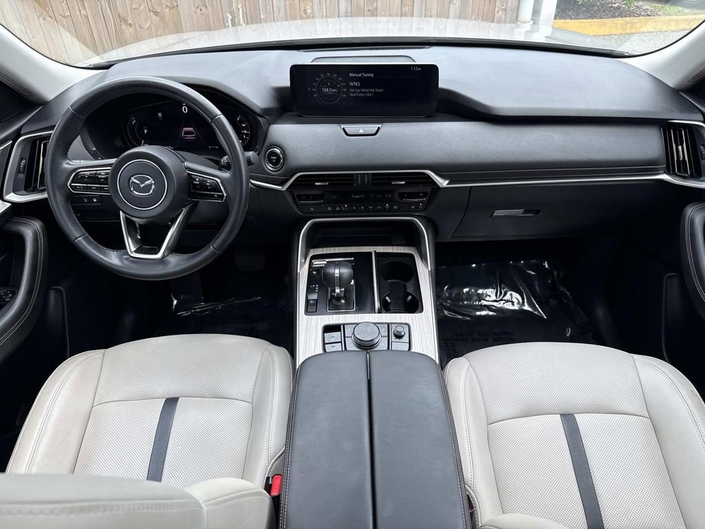 Certified 2024 MAZDA CX-90 Plug-In Hybrid w/ Preferred AWD/4WD image 24