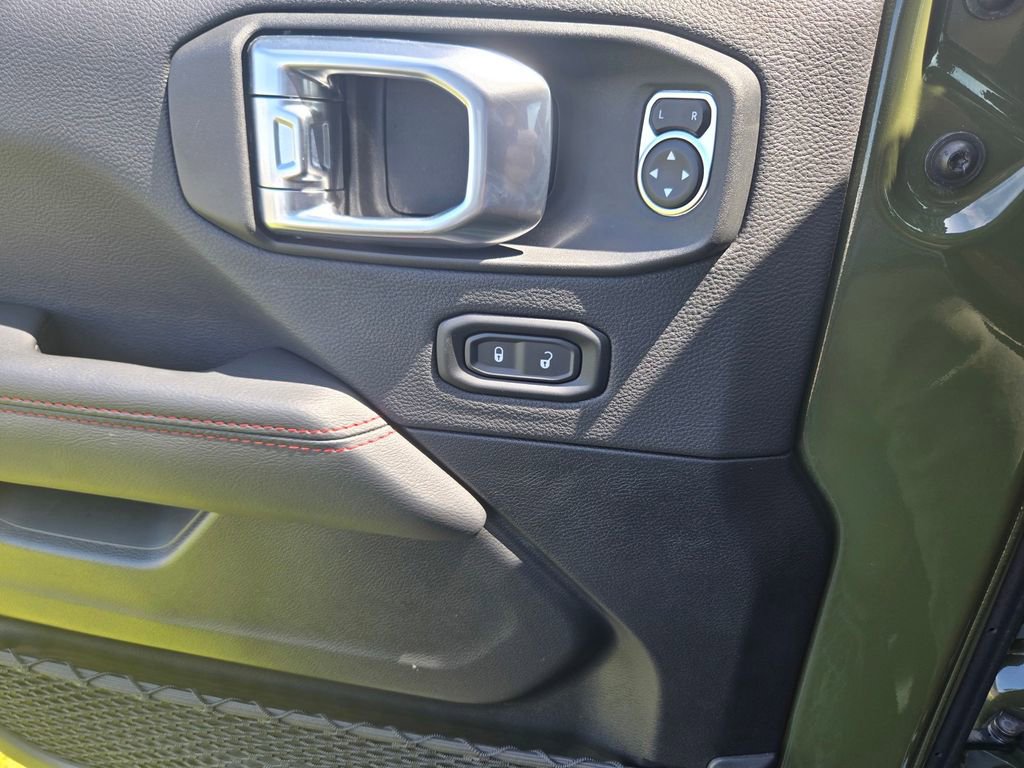 Used 2023 Jeep Wrangler Unlimited Rubicon 4xe AWD/4WD image 13